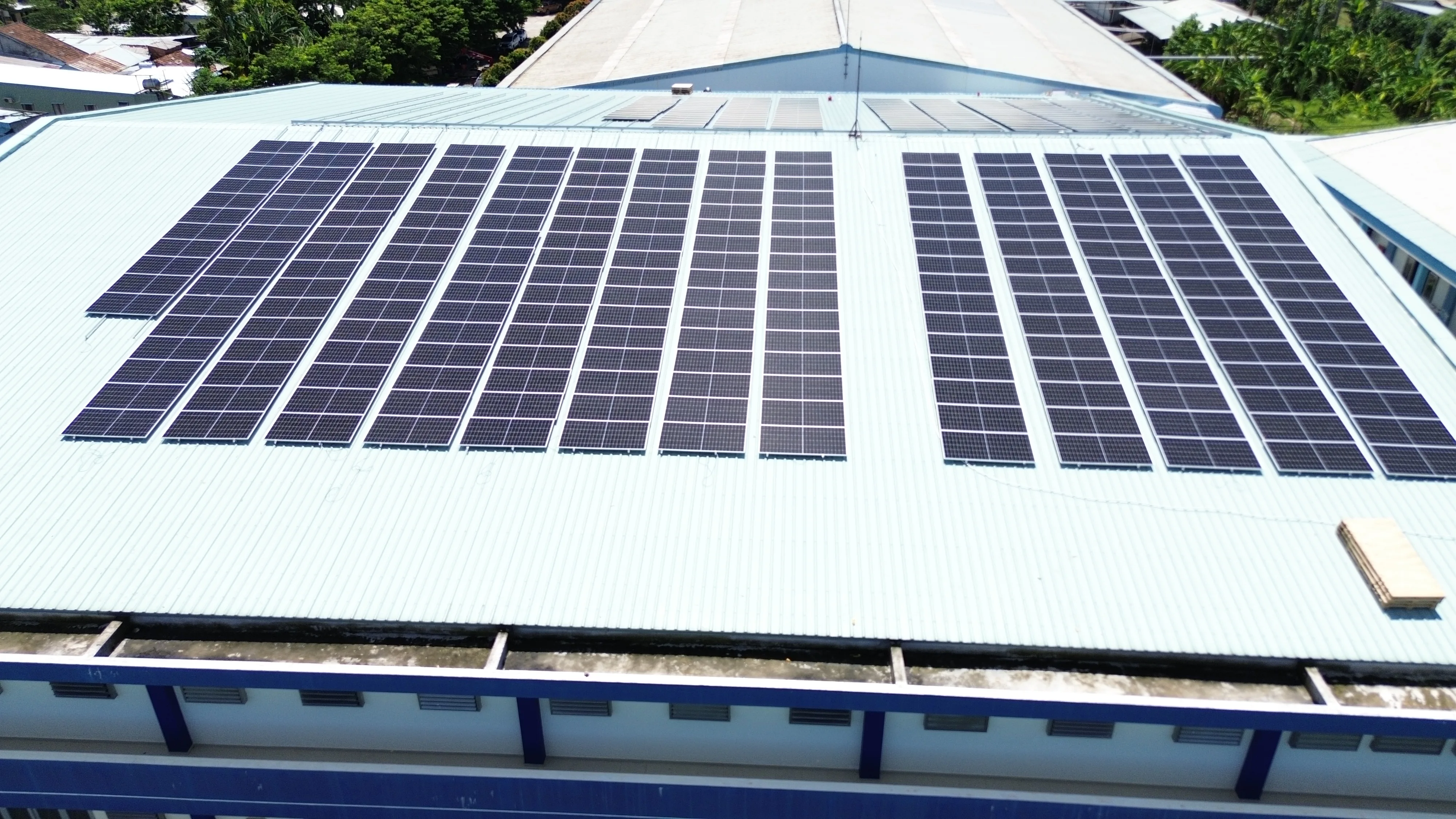 Tấm pin Poly 330W — ảnh 1