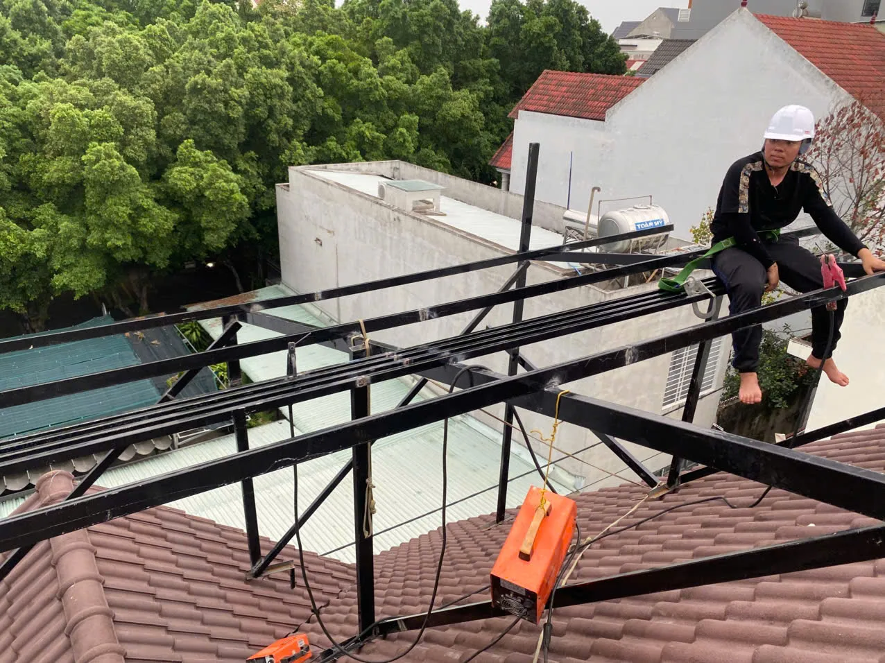 Hệ điện mặt trời biệt thự — Bình Dương — ảnh 1